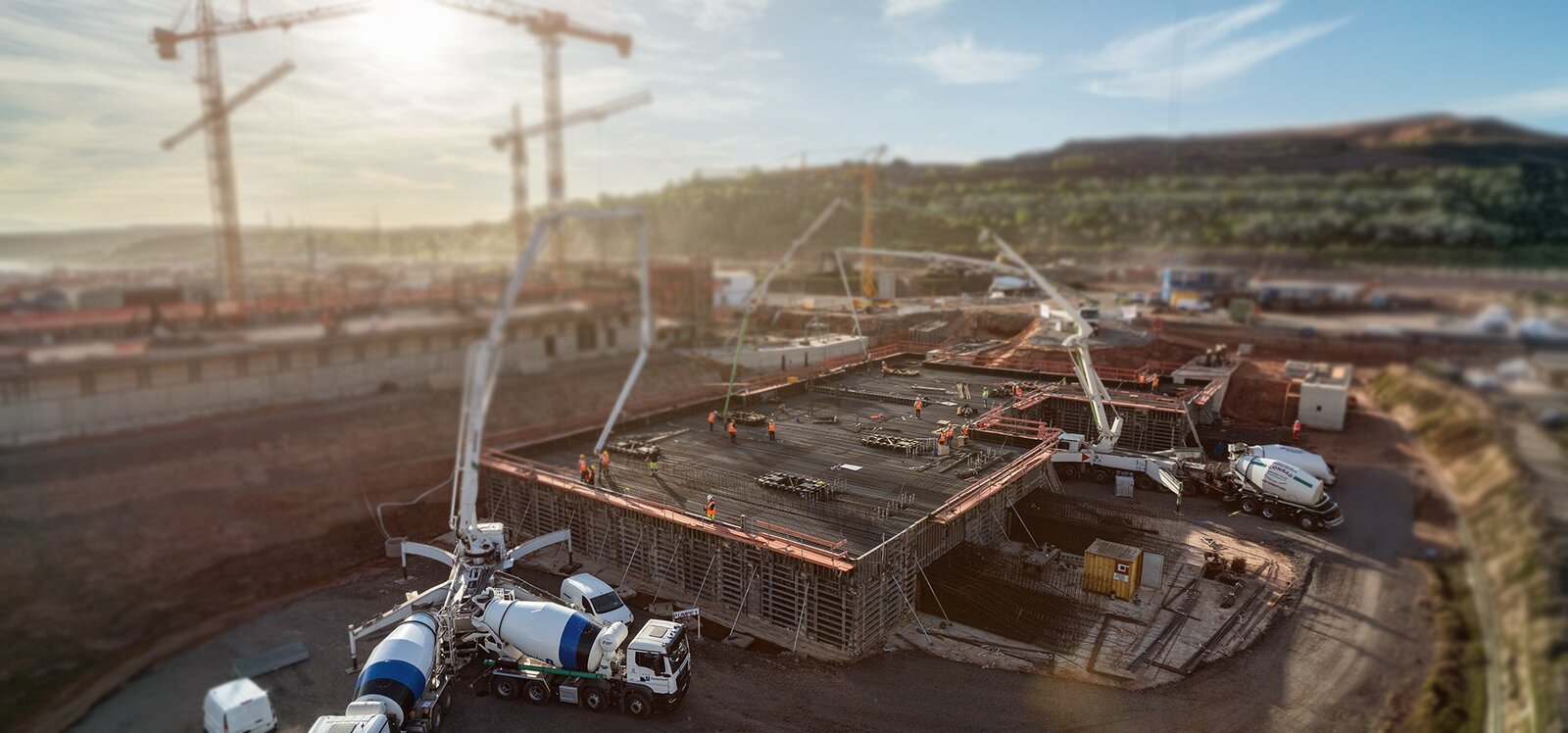 Peter Gross Bau Power4Steel, 38 Stunden Betonage in Dillingen dokumentiert